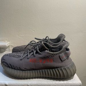 MEN’S Yeezy Boost 350 V2 Beluga 2.0